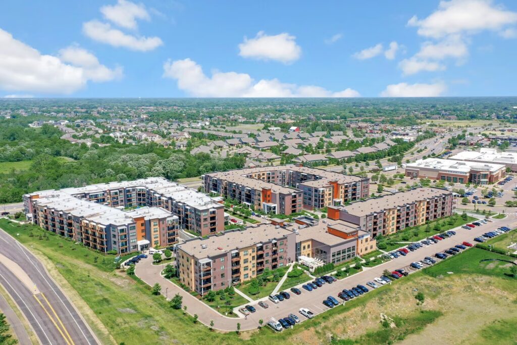 610-west-brooklyn-park-mn-building-photo (1)